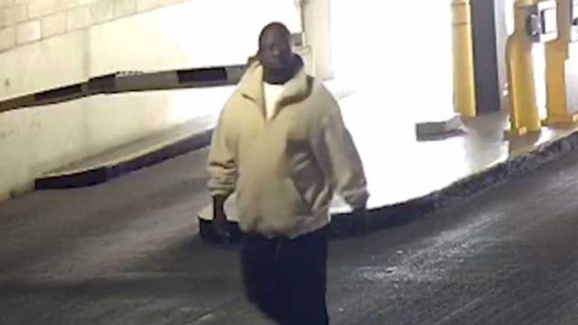 Suspect sought: Woman robbed at knifepoint in Milwaukee parking garage
