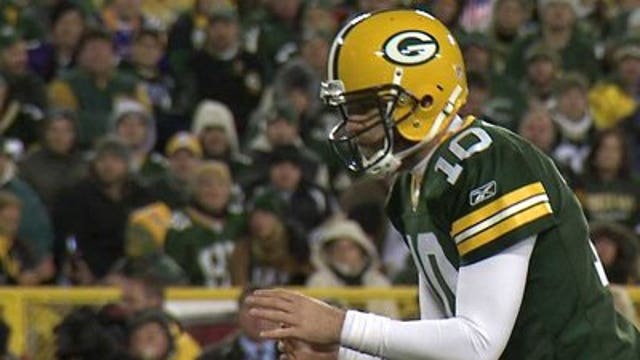 He's back! Green Bay Packers officially re-sign QB Matt Flynn