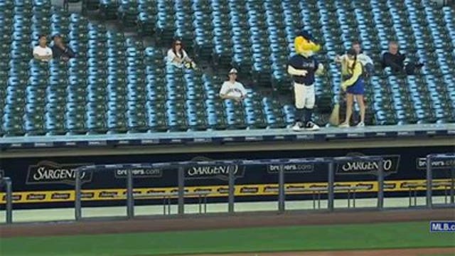 FOX6 Web Fix: Brewers take on the Harlem shake