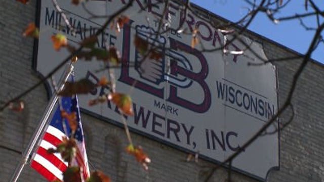 Government shutdown affecting businesses in Milwaukee