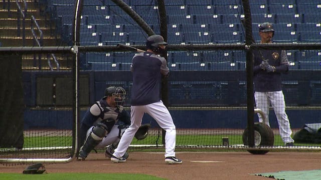 'Everybody's been antsy:' Brewers ready to play 1st games of spring training