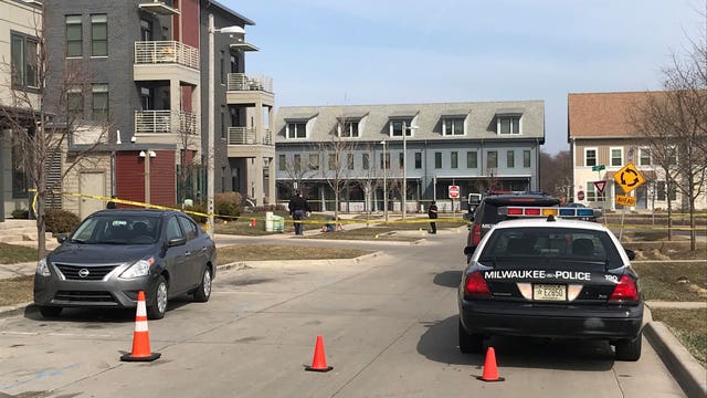 Police: 2 men shot, wounded near 62nd and Silver Spring; suspects sought