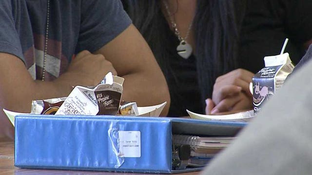 New program for school year: MPS offers healthy breakfast AND lunch to ALL students