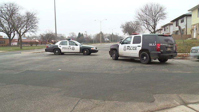 Developing: Milwaukee police investigate double shooting, one dead