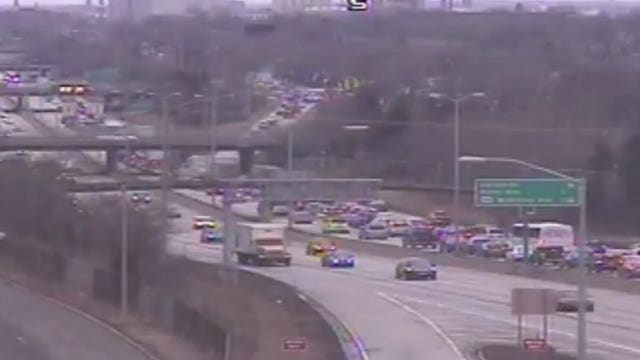 All clear: Lanes reopen on I-43 SB near Center Street following crash