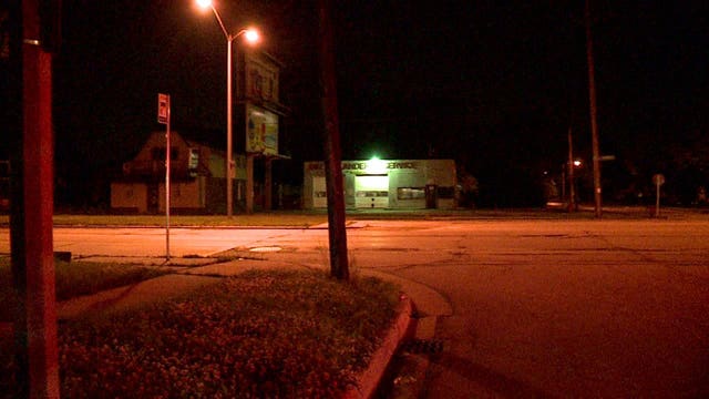 Police: 2 shot, wounded near 53rd and Hampton in Milwaukee, no arrests made