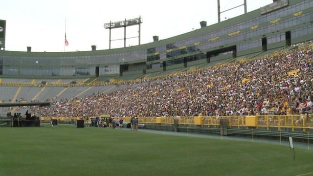 At Shareholders' Meeting, Packers fans learn there will be metal detectors at Lambeau Field this season