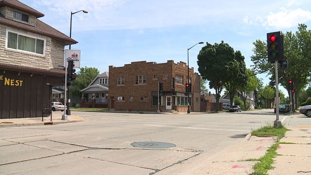 Alcohol suspected in fatal motorcycle vs. SUV crash in West Allis; 32-year-old man in custody