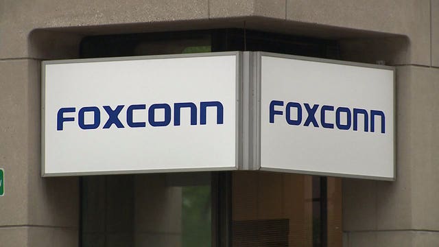 Foxconn plan for Wisconsin innovation centers on hold