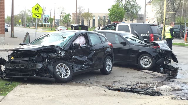 Suspect, armed with handgun, arrested after BMW fled officers, crashed at MLK and Auer