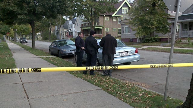 Milwaukee police: 15-year-old shooting victim dies after being dropped off at hospital