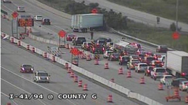 Serious crash temporarily closes lanes on I-41/94 NB at County G in Racine County