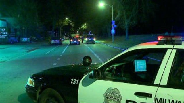 18-year-old woman shot, injured near 20th & Hopkins