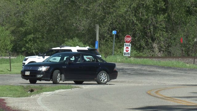 1 killed in crash involving vehicle, train in Trevor in Kenosha County