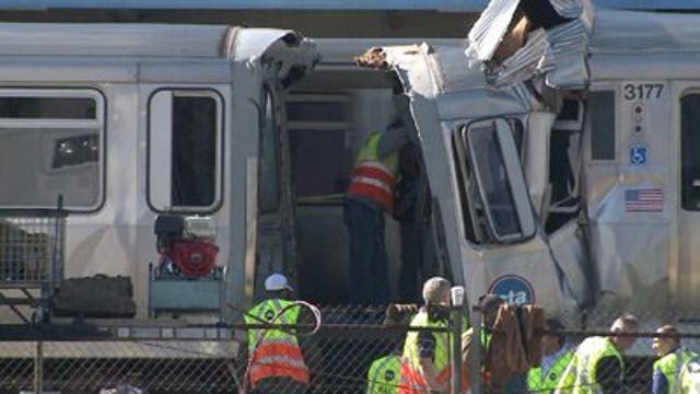 Train mysteriously runs loose in Chicago, 48 hurt