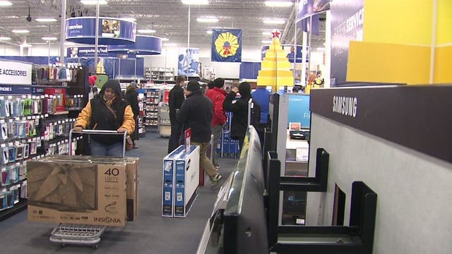 Busy lines at big box stores, Best Buy is no exception