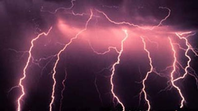 Severe weather threatens to pummel Midwest, Plains