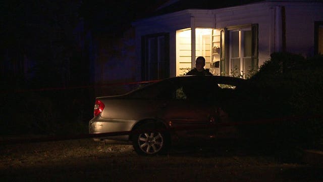 Car crashes into house near 77th and Keefe