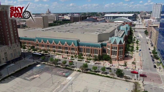 Wisconsin Center District: COVID vaccine required for workers