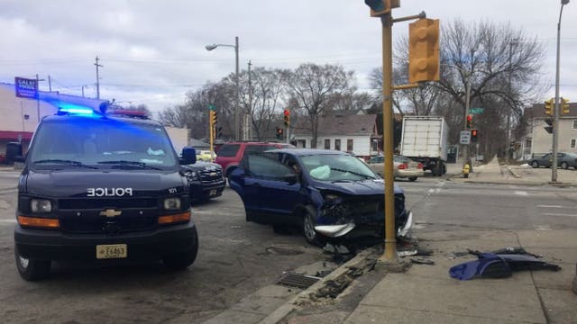 Police seek suspects after crash near 16th Street and North Avenue