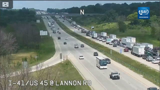 Crash temporarily snarls traffic on northbound I-41/US 45 south of Freistadt Road