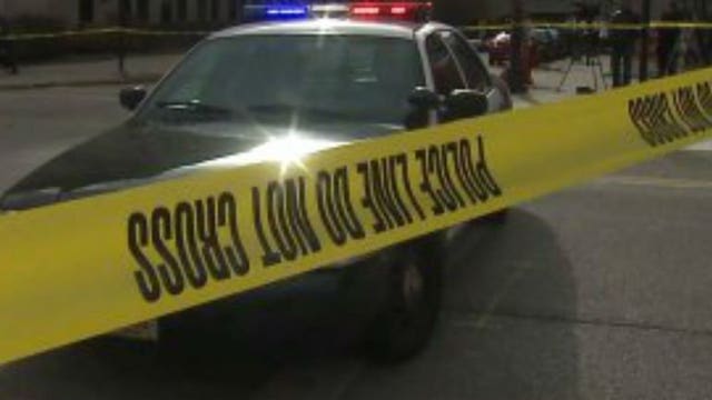 Police: 21-year-old man dropped off at hospital after shooting dies from injuries