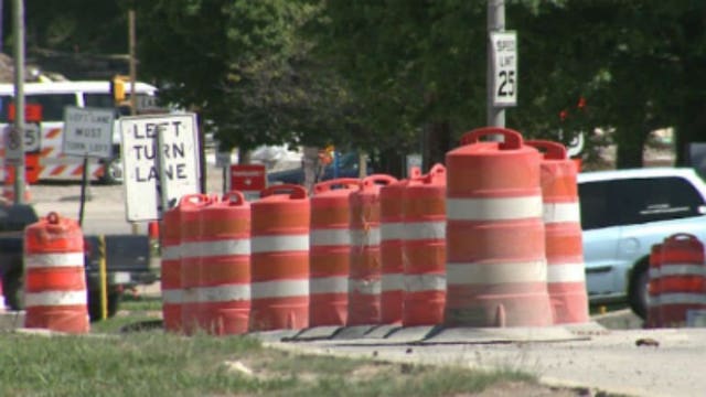 Construction crew strikes underground cable, causes power outage