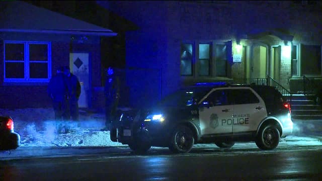 Police: 2 shot, wounded during apparent robbery near Teutonia and Atkinson