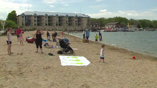 Pewaukee Lake visitors celebrated 'the freedom that we enjoy' on Memorial Day amid COVID-19