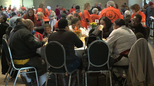 Dan and Ray's Rendering Thanks dinner serves "the entire community" in Racine