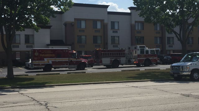 Man dies in apparent drowning at Best Western on Howell near Mitchell Airport