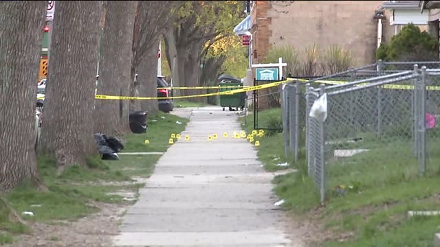 Homicide investigation: 31-year-old man shot near 48th and Center in Milwaukee