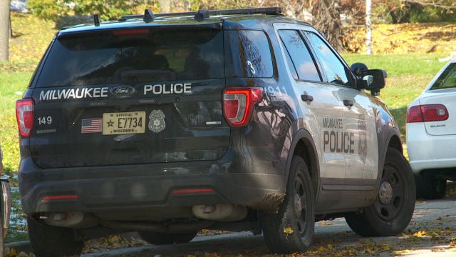 Police: 41-year-old woman stabbed by her boyfriend near 14th and Highland