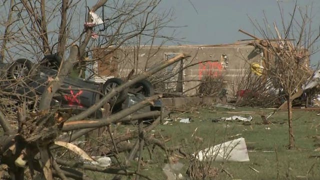 "You could see it swirling:" A story of survival in the wake of a deadly Illinois tornado