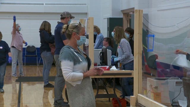With pandemic precautions in place, turnout holds steady at lone Waukesha polling site