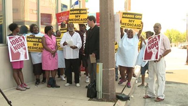 BadgerCare supporters rally in Milwaukee for health care reform