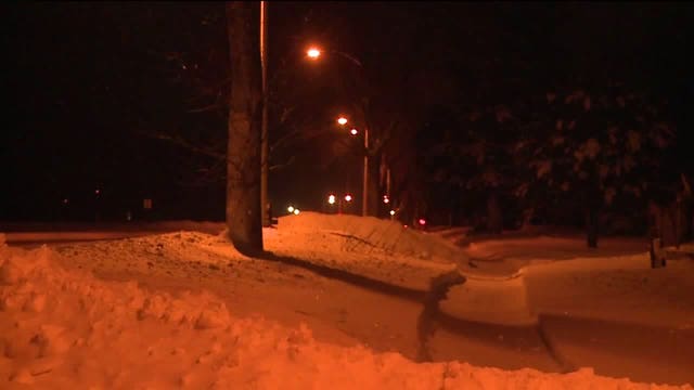 15-year-old boy shot, wounded while riding in vehicle near 46th and Good Hope