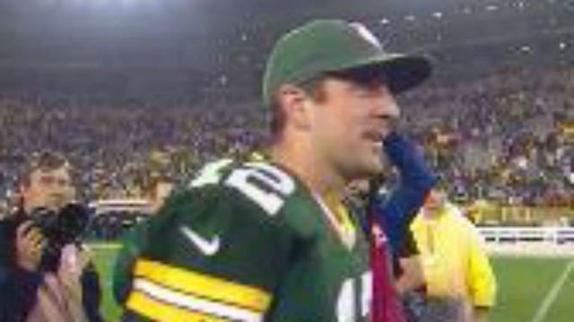 Green Bay Packers stomp the rival Minnesota Vikings at Lambeau Field, 42-10