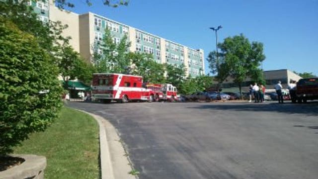 Fire breaks out at apartment complex near 88th & National