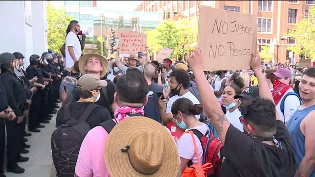 George Floyd's death inspires march from Milwaukee's south side: 'Hope people can open their eyes'
