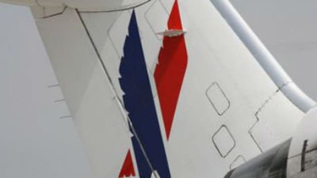 Flight to Miami diverted to Denver after report of smoke in cockpit