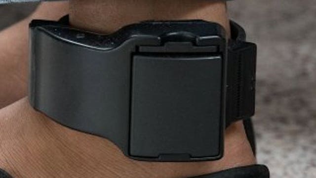 Kentucky couple fit with ankle monitors, placed on house arrest for refusing to sign quarantine documents