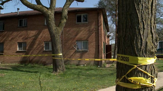 'I just panicked:' Suspicious fire damages apartment building 4 days after separate blaze