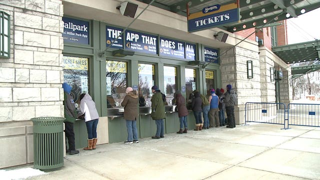 'Die-hard Brewer fan:' Baseball lovers face the frigid temps for the Arctic Tailgate at Miller Park