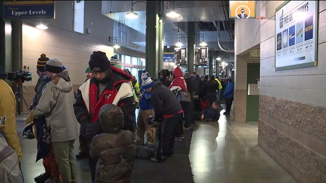 Braving the cold: Brewers fans head to Miller Park for the Arctic Tailgate