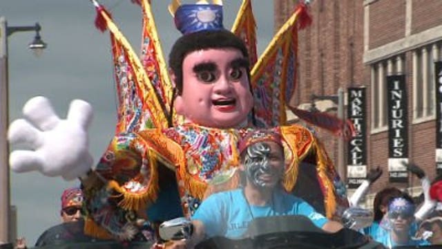 6,000 bikers put on a show at H-D 110th Anniversary Parade