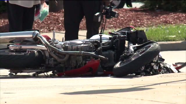 Witnesses: Local barber killed in motorcycle crash at 73rd and Capitol