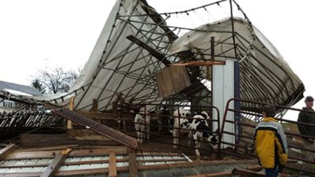 Torrential downpours, powerful winds, hail strike southeast Wisconsin