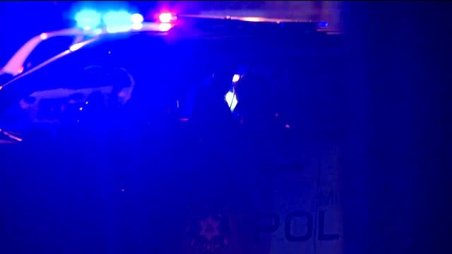 Police: 54-year-old man shot, wounded near 25th and Meinecke