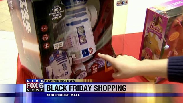 Southridge Mall opens early: Black Friday shoppers snap up some great deals